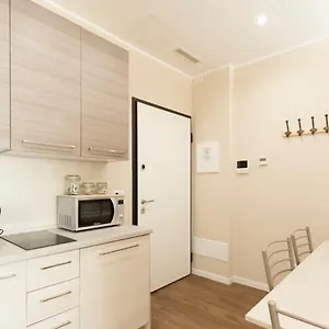 https://via-torino-apartment-3.it-lombardy.com
